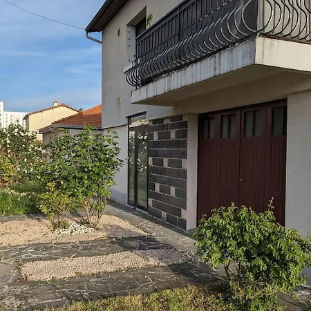 Апартаменты Maison - 2 A 6 Voyageurs - Aristide Briand *